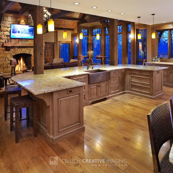 celuchkitchengreatroom_001.jpg