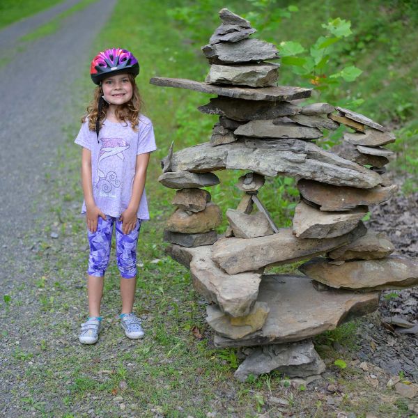 emery_rock_sculpture-02_001.jpg