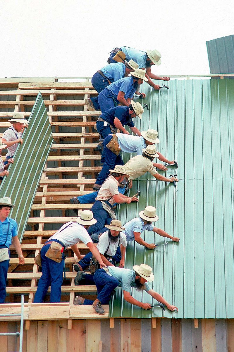 amish-barnraising-roof.jpg