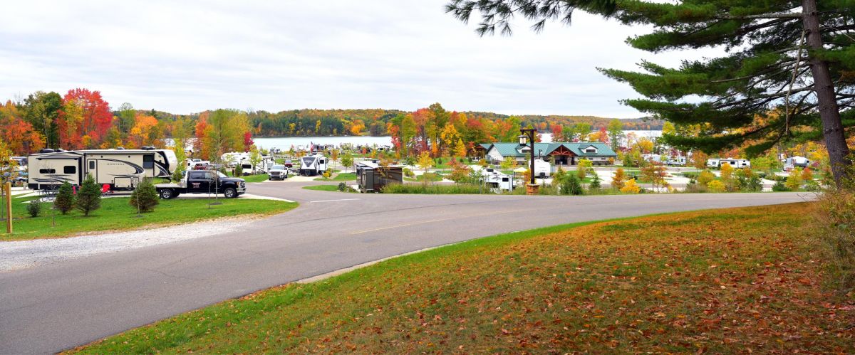 atwood-campground-fall-2020-atwoodcampgroundh-panorama2_001.jpg