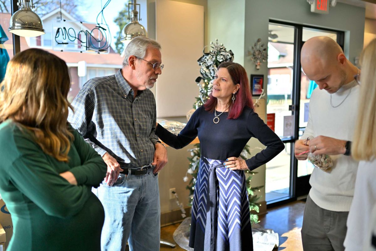 hilaryshower12-24-196.jpg
