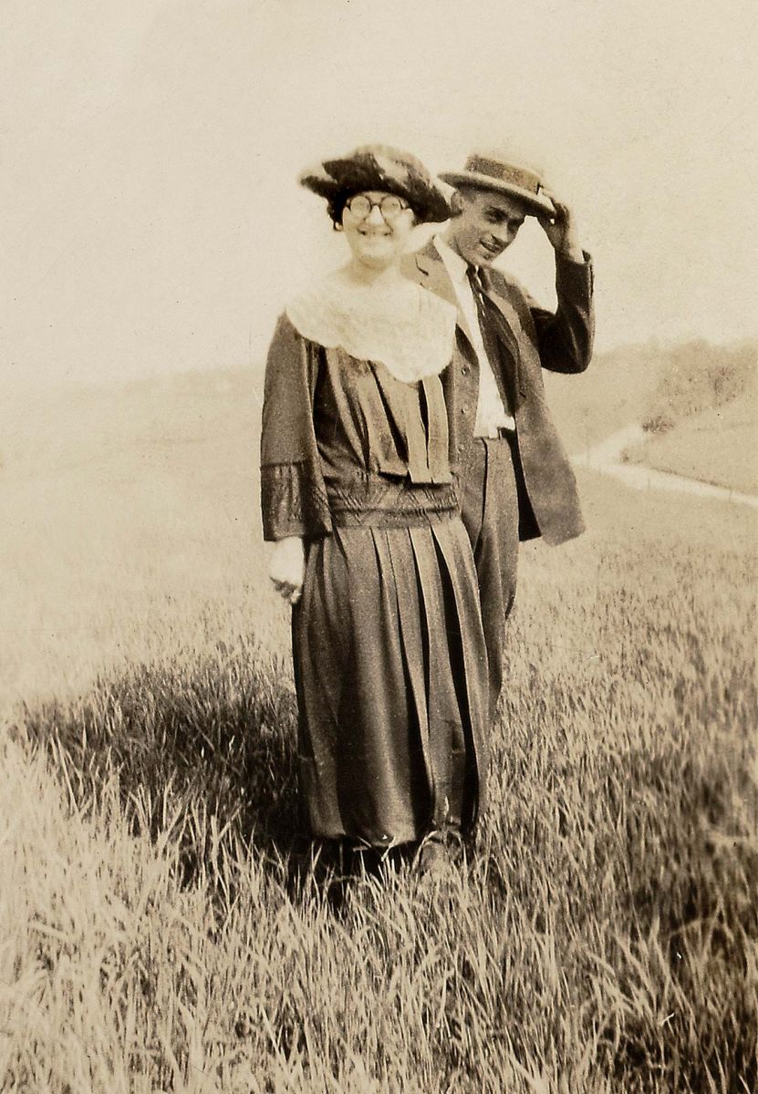 hoobler-jim-irma-1920s-in-field-retouched.jpg