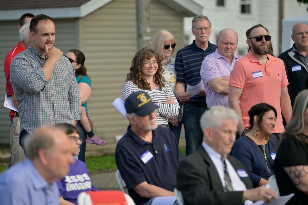 jacks-house-of-hoope-groundbreaking-160_001.jpg