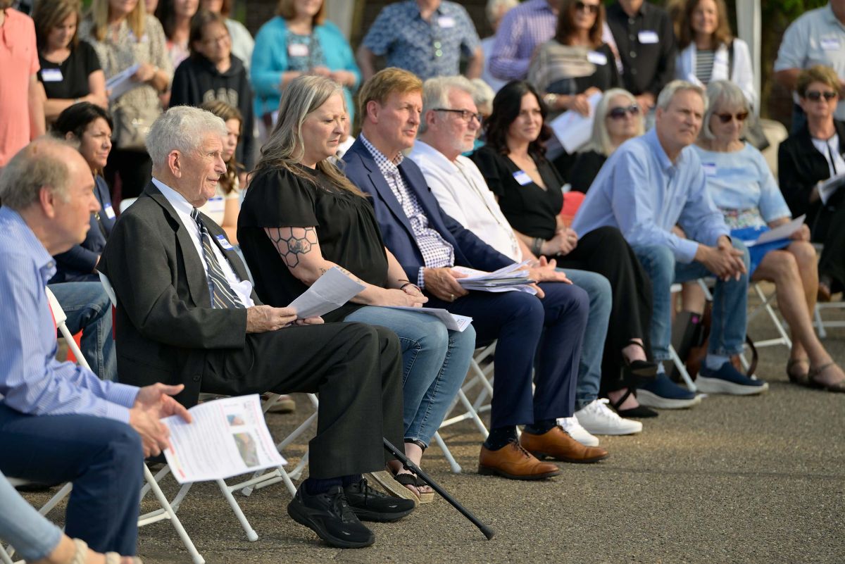 jacks-house-of-hoope-groundbreaking-171_001.jpg