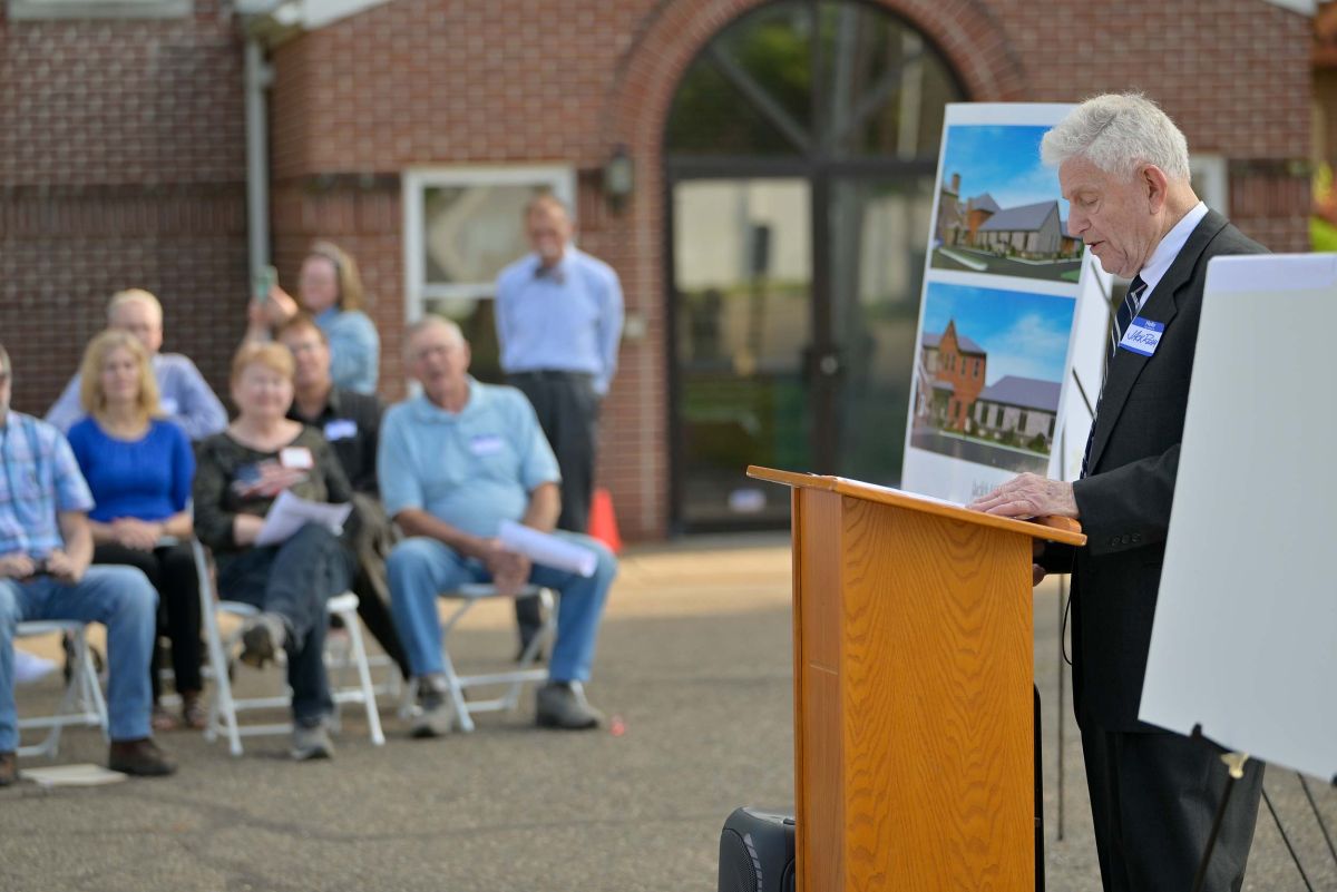 jacks-house-of-hoope-groundbreaking-203_001.jpg