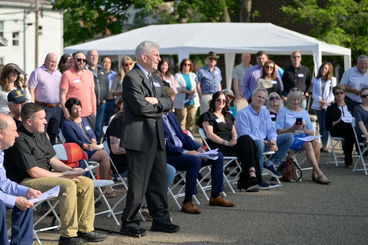 jacks-house-of-hoope-groundbreaking-296_001.jpg