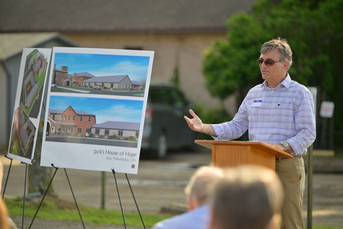 jacks-house-of-hoope-groundbreaking-340_001.jpg