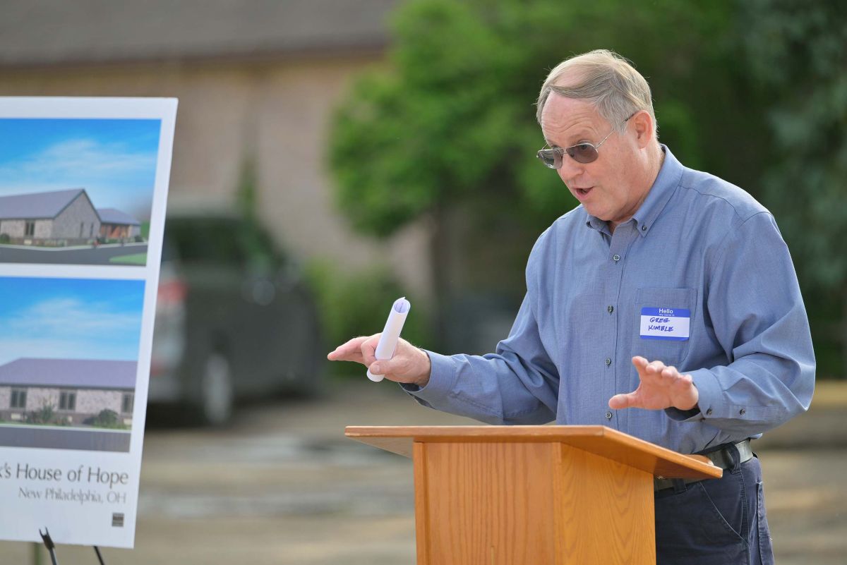 jacks-house-of-hoope-groundbreaking-407_001.jpg